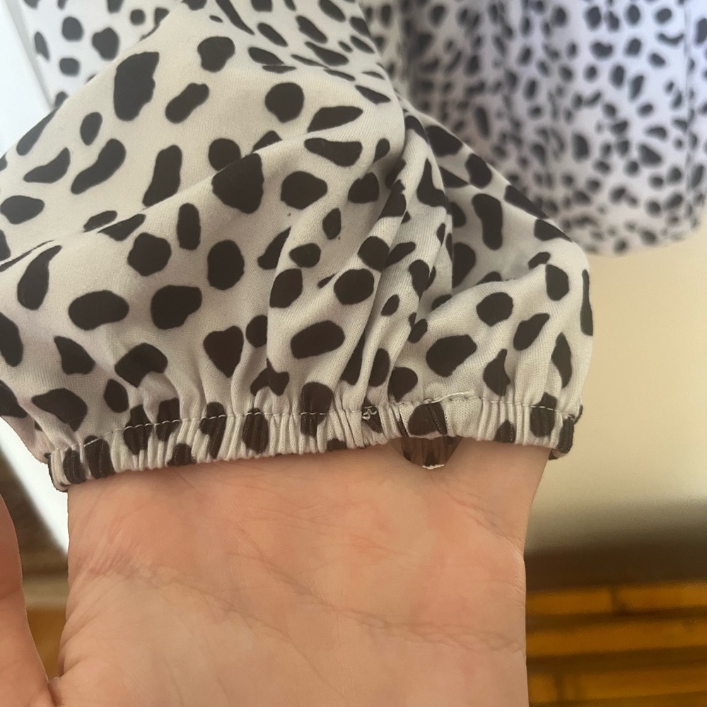 Altar’d State Blouse - Picture 4 of 5